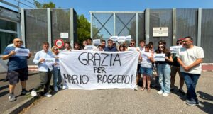 Salvini visita Roggero a Bollate, appello per la grazia presidenziale