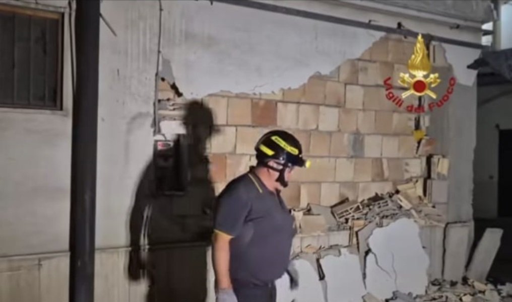Campi Flegrei: 691 case inagibili e 1700 sfollati dopo scossa sismica