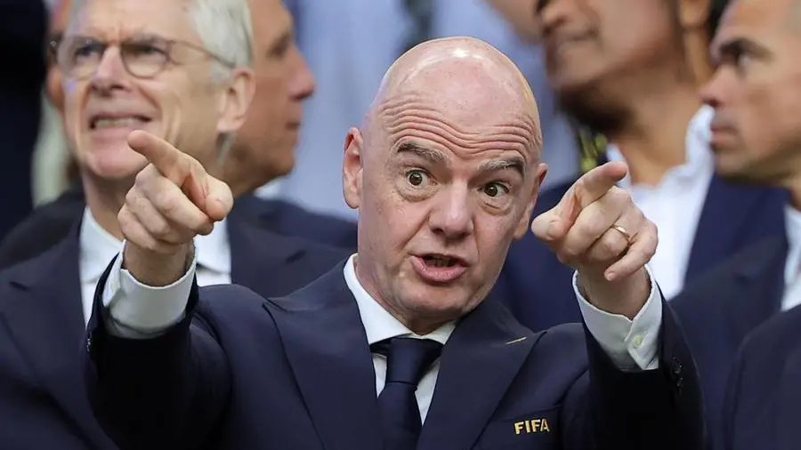 Infantino riceve sostegno di alleati, Uefa ha fretta ma boicottaggio non convince