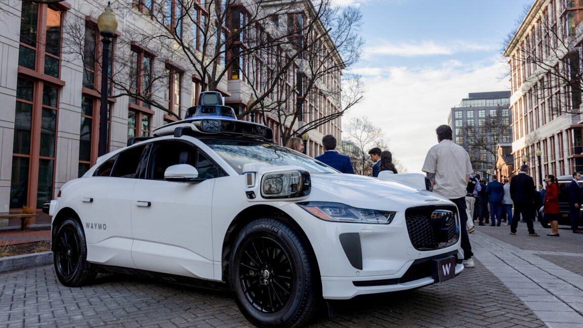 Waymo intensifica l’attività di lobbying per accelerare i servizi autonomi