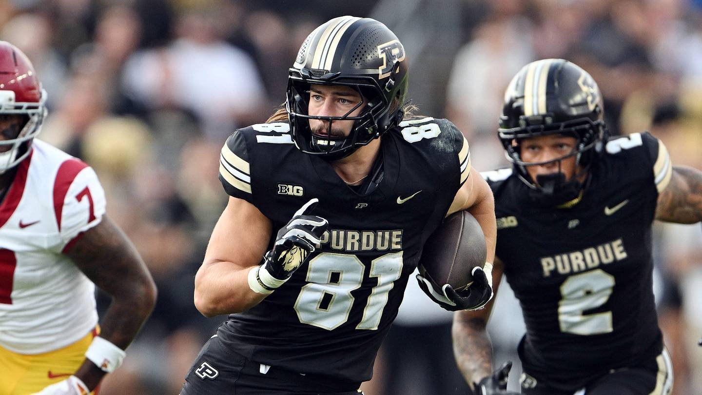 George Burhenn, il tight end di Purdue, ha le carte in regola per vincere il premio Comeback Player of the Year