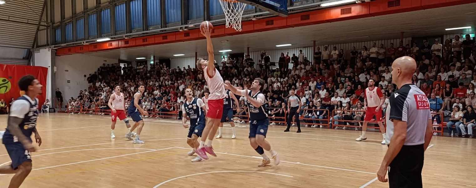 Amichevole tra Lumos Pistoia e T Gema Montecatini: i termali vincono 85-74