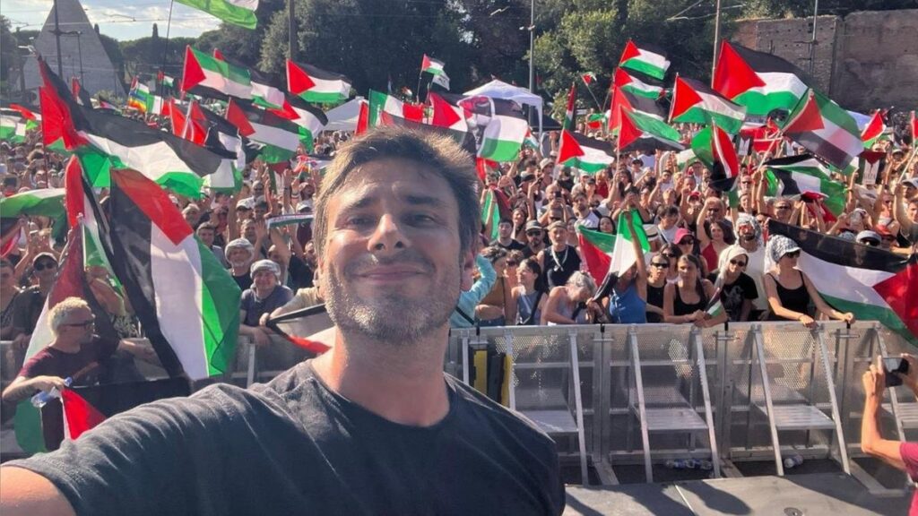Alessandro Di Battista annuncia il rientro in Italia il 4 settembre