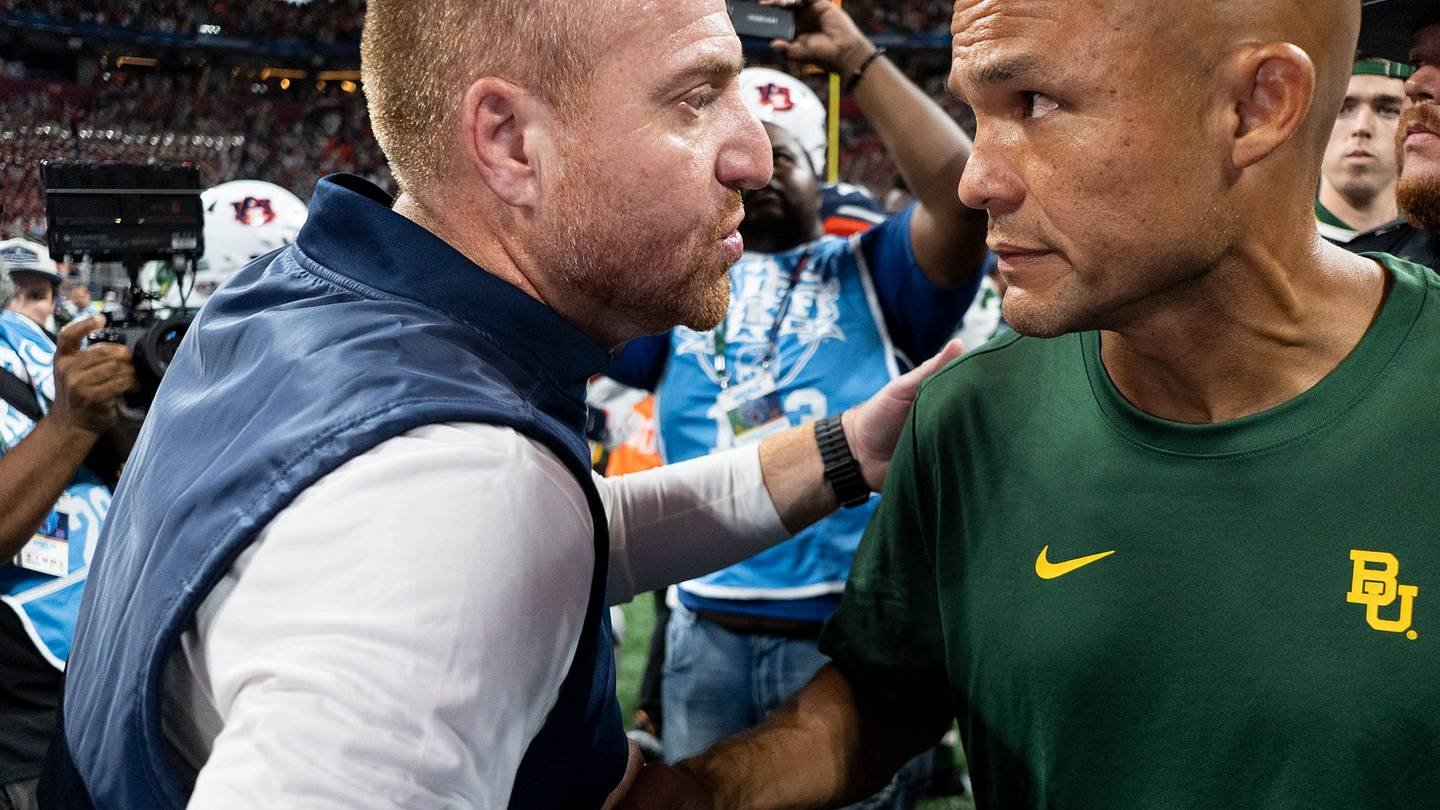 Baylor si scontra con un’ingiustizia in campo: la scelta di Aranda decide la partita
