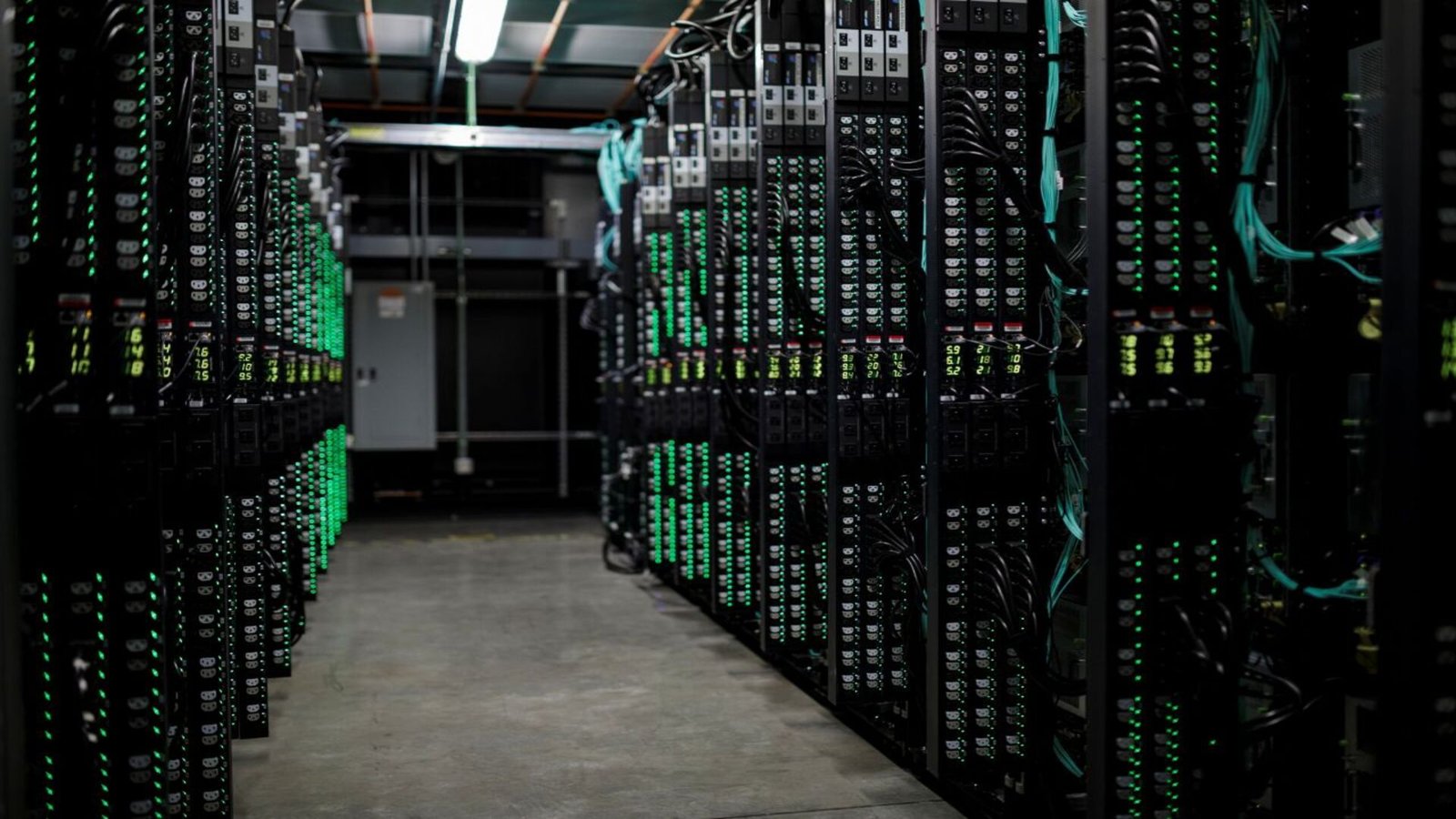 Opposizione crescente in America contro i data center AI locali, Trump critica scelte delle comunità