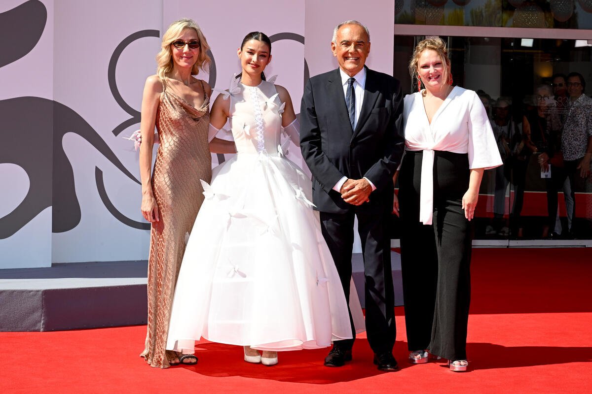 ‘Letters From the Silenced Country’ vince il Golden Globes Impact Prize per il documentario a Venezia