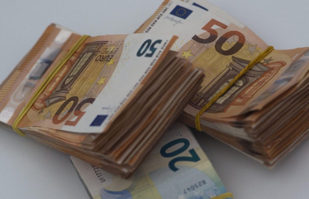 Bonus bollette 2026: come funziona il contributo per l’energia elettrica