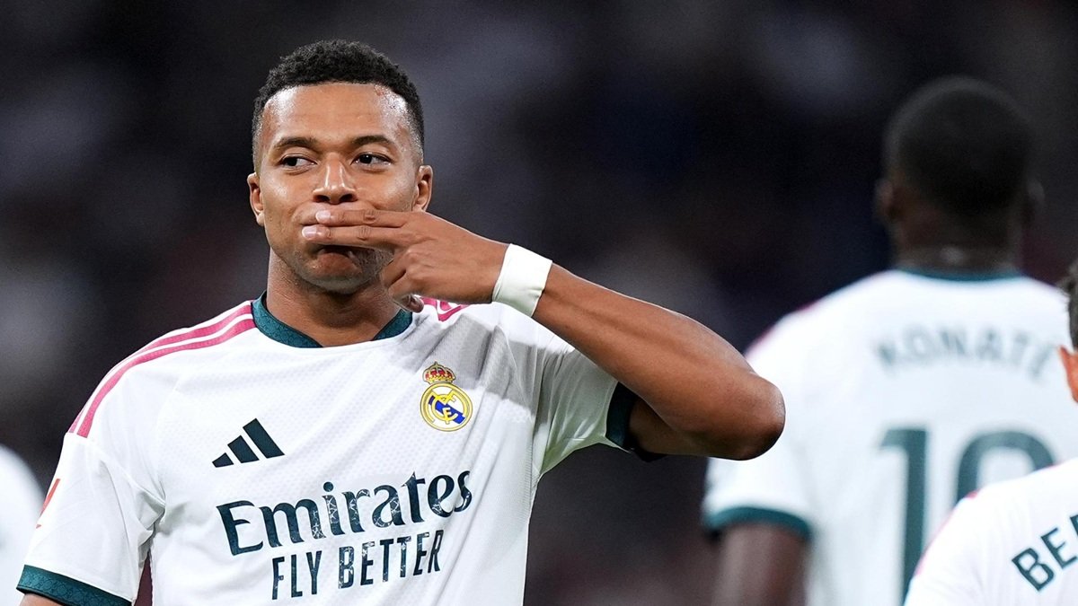 Real Madrid e Lille in forma, United ko nel derby | Roma affronta squadre in crescita