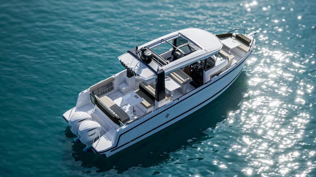 Jeanneau EX 34, il nuovo yacht che riscrive la semplicità e la connessione con il mare