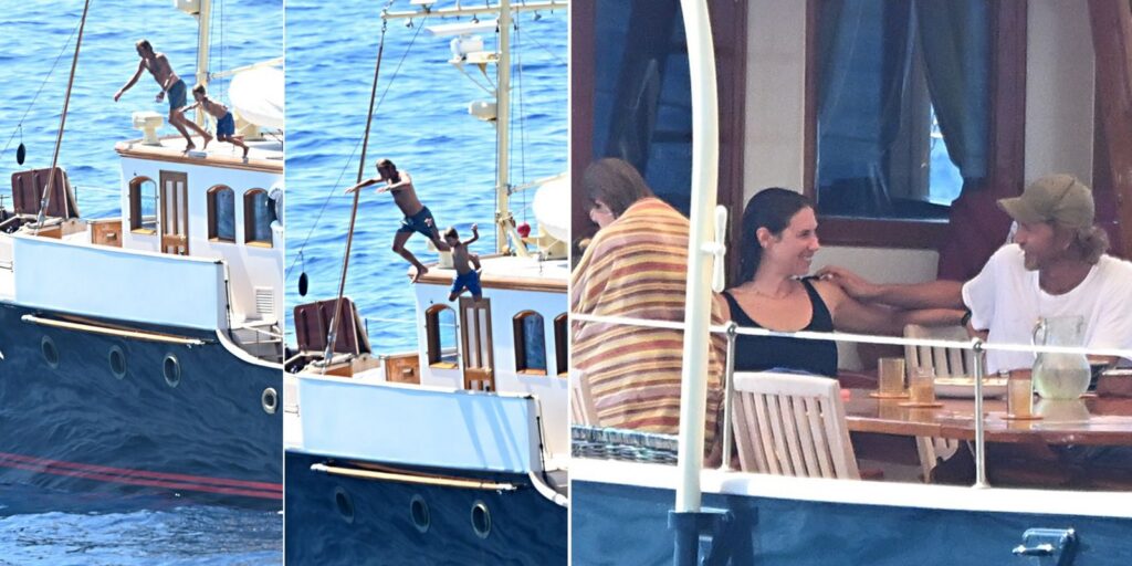 Andrea Casiraghi e i figli in vacanza sul Pacha III: tuffi e risate in Costiera Amalfitana