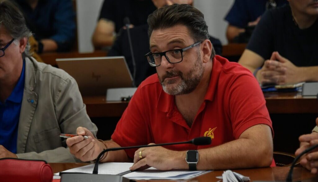 Nuovo allarme per ex Ilva: aumentano i lavoratori in cassa integrazione. Sindacati si spaccano sul pacchetto di aiuti