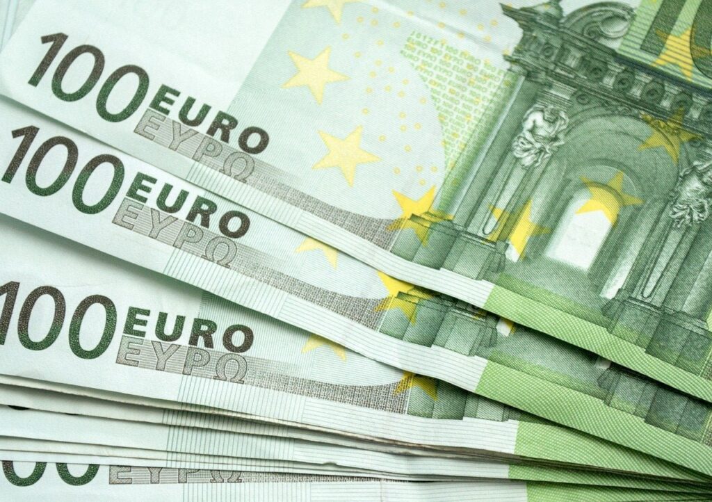 BTP con cedola al 4,75% fino al 2044: opportunità di rendimento e rischi da valutare
