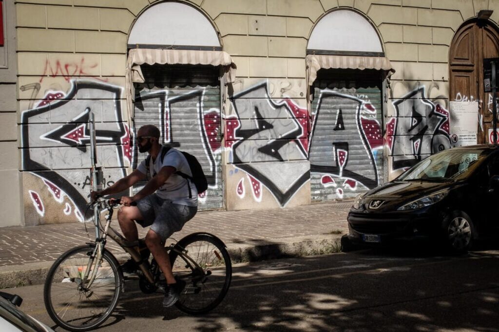 Bar sotto casa in fuga: il calo del 20,8% nel Centro Italia e un impoverimento di 7,2 miliardi in sei anni