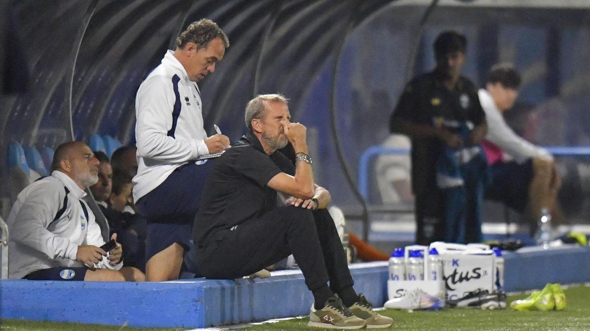 Spal, un passo indietro. Dalla vetta al terzo posto, campanelli d’allarme e difetti ricorrenti