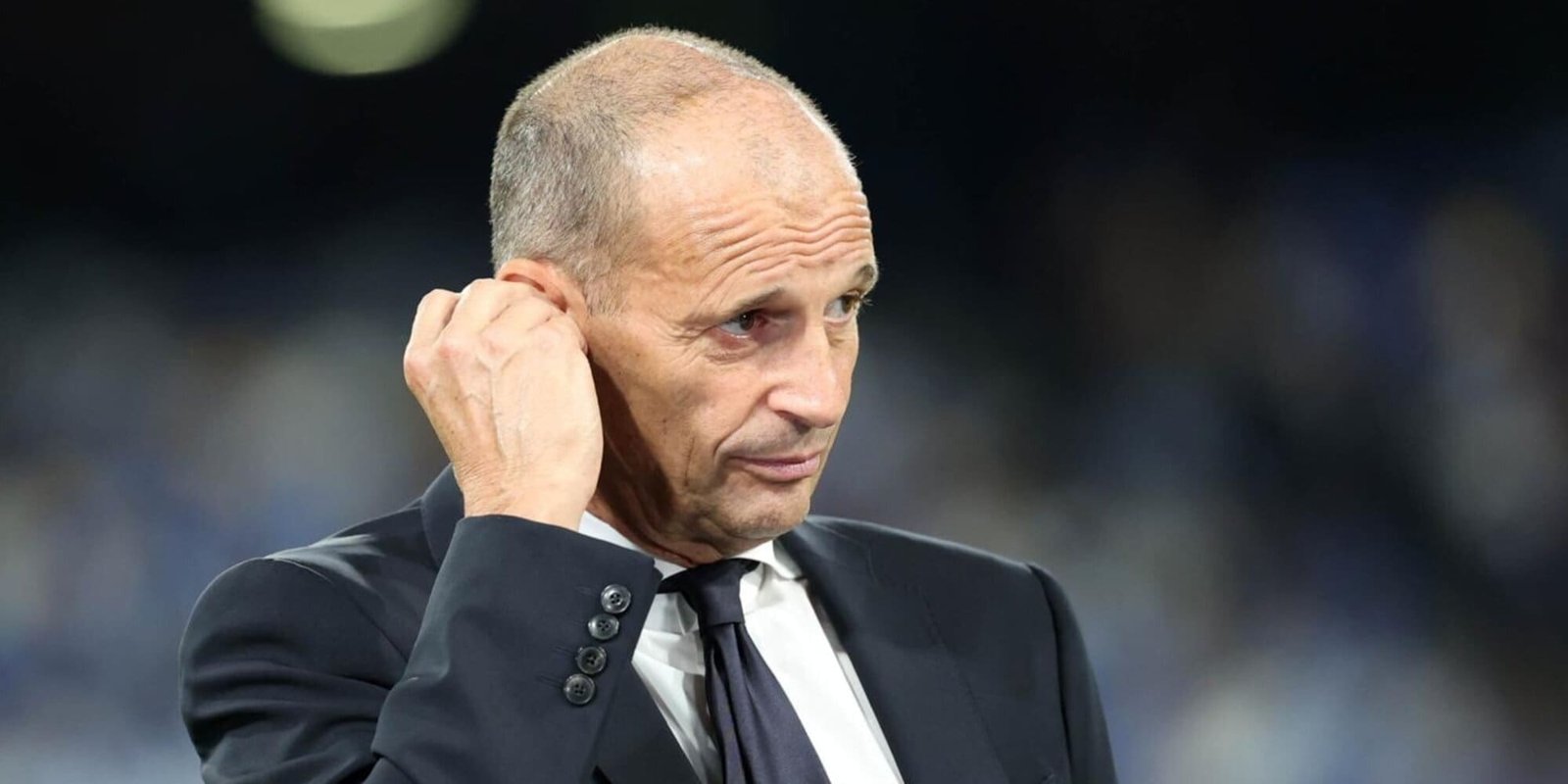 Napoli-Frosinone, diretta Serie A: Allegri e Alvini in campo, risultato in tempo reale