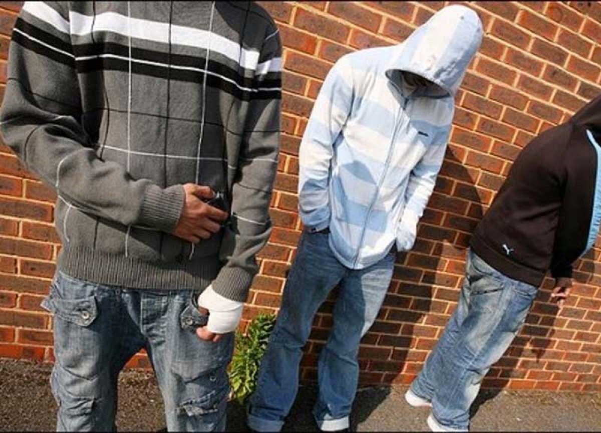 Baby gang e social media: il vandalismo giovanile si trasforma in spettacolo online