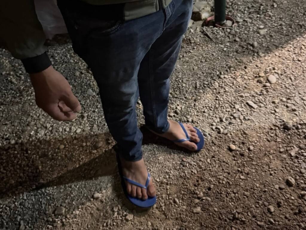 Sociale – Un paio di scarpe può fare la differenza nel bosco di Rogoredo