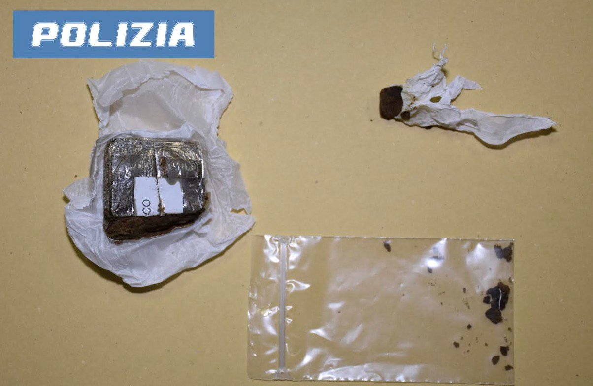 Arrestato a Avezzano un cittadino straniero per detenzione di hashish in flagranza